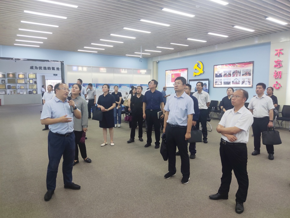 2024年7月17日，市國(guó)資委系統(tǒng)在公司開(kāi)展“三組聯(lián)建”現(xiàn)場(chǎng)觀摩1（公司展廳）_副本